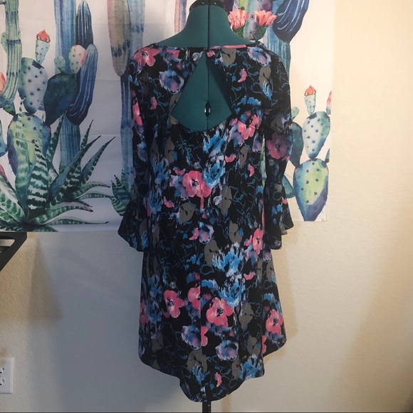 S JustFab floral flowy dress - Picture 2 of 2